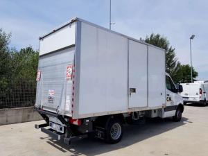 Noleggio furgoni frigo a Genova 